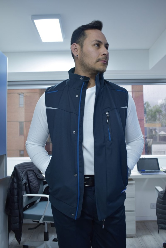 PARKA RAPEL SOFTSHELL SIN MANGA HOMBRE