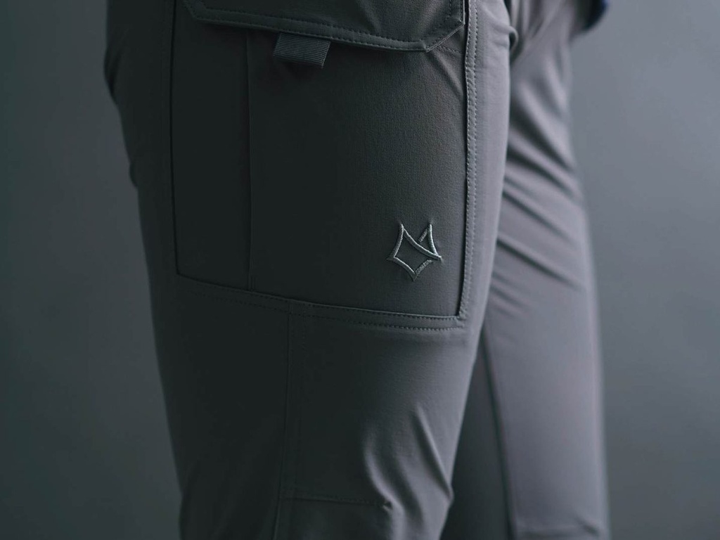 [IZLI20100N01-CL] PANTALON OXYGEN O8 RIPSTOP HOMBRE (BEIGE, S, Con Logo)